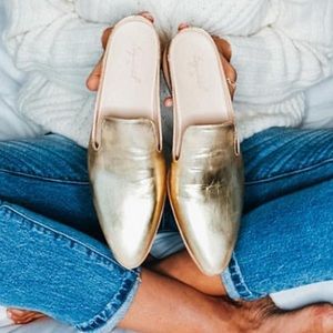 George Esquivel shoes